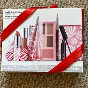 Clinique Gift Box